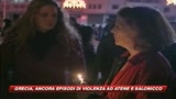 Ancora sontri ad  Atene, molotov contro la polizia
