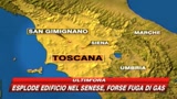 Esplode edificio nel Senese, viva una donna. Due disperse
