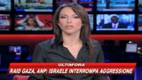 Lampedua invasa dai clandestini, Maroni chiama Frattini