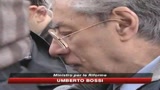 Bossi: Soldi alle banche solo se aiutano le imprese 