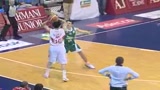 Basket, Milano piega Avellino