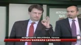 Alitalia fa ritardo, a Franceschini salta il programma