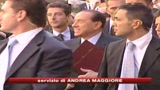 04/05/2009 - Veronica sobillata da sinistra. Pd: premier patetico