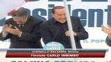 19/06/2009 - Berlusconi ai contestatori: poveri comunisti, fate pena