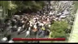 21/06/2009 - Iran, spari e morti. Arrestati giornalisti e blogger