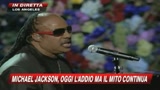 07/07/2009 - Stevie Wonder canta per l'addio a Michael Jackson