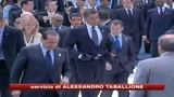 Finita tregua per il G8, l'opposizione va all'attacco