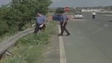 Auto precipita dal cavalcavia, tre morti nel Barese