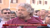 Pd nega la tessera a Grillo, ma lui non si arrende