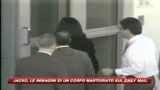 Jacko, sul Daily Mail le foto del corpo martoriato