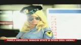 Pamela Anderson, immagini hot in difesa degli animali