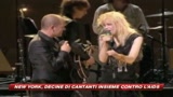05/10/2009 - New York, decine di cantanti insieme contro l'Aids 