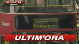 22/10/2009 - Londra, gli antifascisti sotto la BBC