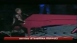Elton John torna al piano per la lotta all'AIDS