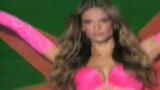 Bellezze in biancheria intima, sfila Victoria's Secret