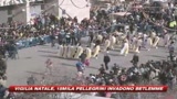 24/12/2009 - Betlemme, 15mila pellegrini invadono la città di Gesù