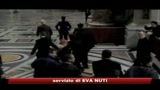 aggressione_papa_etchgaray_femore_rotto_ma_sta_bene