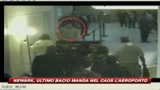 08/01/2010 - terrorismo, Newark bloccato per un bacio