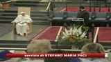 17/01/2010 - Il Papa nella sinagoga di Roma tra le polemiche