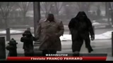 Nevica a Washington, le autorità ai cittadini: restate a casa