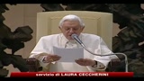 20/02/2010 - Il Papa, centralità della persona umana in ogni circostanza