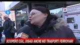 12/03/2010 - I viaggiatori di Roma e Milano nel giorno dello sciopero generale