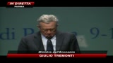 Tremonti: saggio pensare globalmente e agire localmente