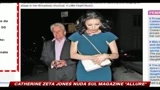 14/04/2010 - Catherine Zeta Jones nuda sul magazine Allure