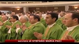 Celibato, Card. Bertone: non è legge intoccabile