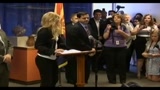 30/04/2010 - Phoenix, Shakira contro legge anti-immigrazione in Arizona