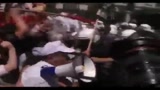 04/05/2010 - Crisi Grecia: scontri con la polizia e occupato il Partenone nel primo giorno di sciopero