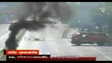 14/05/2010 - Thailandia, tre morti negli scontri a Bangkok