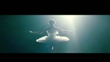 Black Swan, prime immagini del film d'apertura di Venezia
