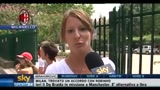 26/08/2010 - Milanello, i tifosi attendono notizie su Ibrahimovic