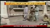 03/09/2010 - Pakistan, attentato a corteo pro-palestinesi