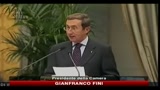 Rifiuti, Fini: dolore per il tricolore bruciato a Terzigno