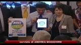 Fli: Berlusconi governi o venga in Parlamento ad aprire così