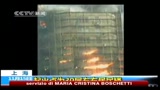 Cina, 42 morti nel rogo di un grattacielo a Shangai