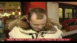 04/12/2010 - Venezia, residenti e commercianti alle prese con l'acqua alta
