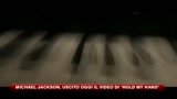 Michael Jackson, uscito oggi il video di Hold my hand
