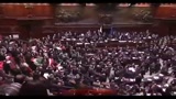 Fiducia, la giornata in parlamento tra rissa e ripensamenti finali