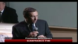Scontri Roma, Fini: la politica non insulti i giovani