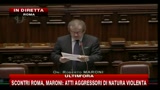 4 - Scontri Roma, Maroni: militanti antagonisti accanto a studenti