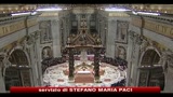 24/12/2010 - Alle 22 il papa celebra la messa della notte di Natale in San Pietro