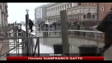 05/01/2011 - Acqua alta a Venezia, 2010 anno record