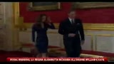23/01/2011 - Royal Wedding, la regina Elisabetta richiama all'ordine William e Kate