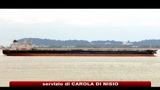 Petroliera italiana sequestrata, la Farnesina monitora la situazione