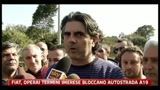 FIAT, gli operai di Termini Imerese bloccano l'autostrada A19