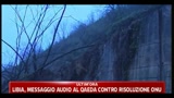 Maltempo, frana sulla A1: un morto e due feriti