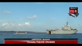 Lampedusa, la San Marco inizia trasferimento immigrati